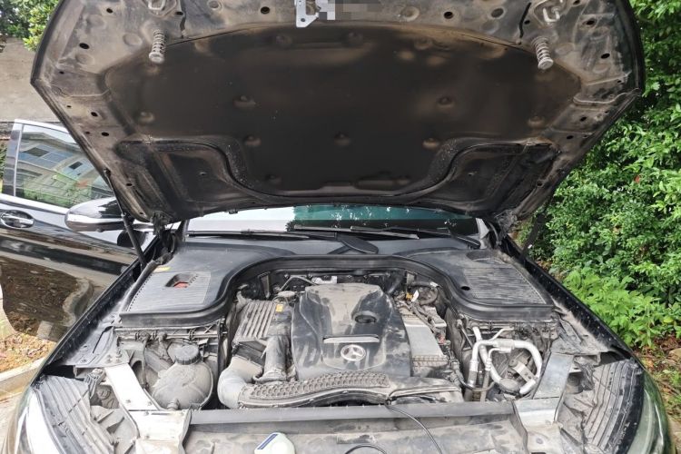 Used Mercedes-Benz GLC 2016 GLC 260 4MATIC Luxury Model Engine Bay