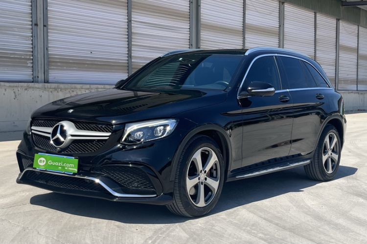 Used Mercedes-Benz GLC 2016 GLC 300 4MATIC Dynamic Model Exterior 1
