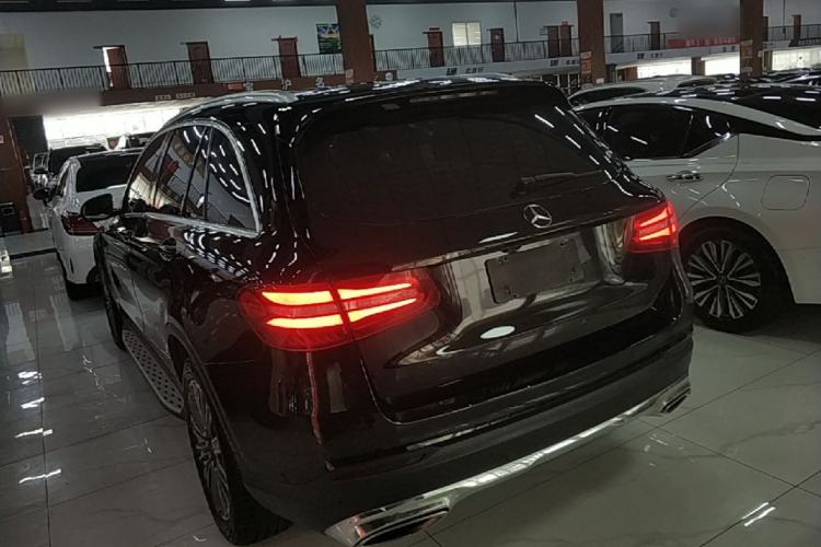 Used Mercedes-Benz GLC 2016 GLC 200 4MATIC Exterior 2