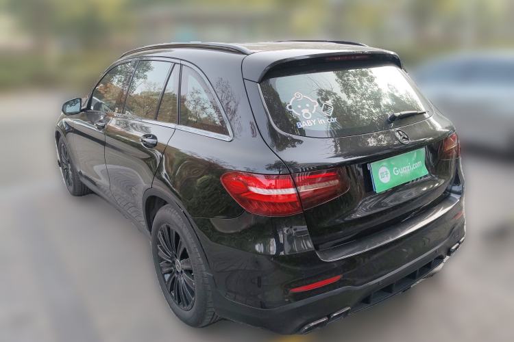 Used Mercedes-Benz GLC 2016 GLC 260 4MATIC Dynamic Edition Exterior 3