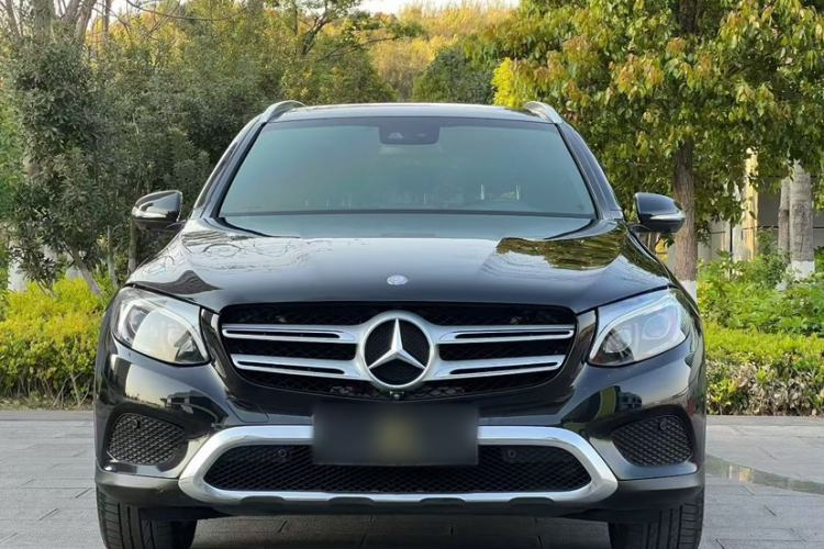 Used Mercedes-Benz GLC 2016 GLC 300 4MATIC Dynamic Model Exterior 4