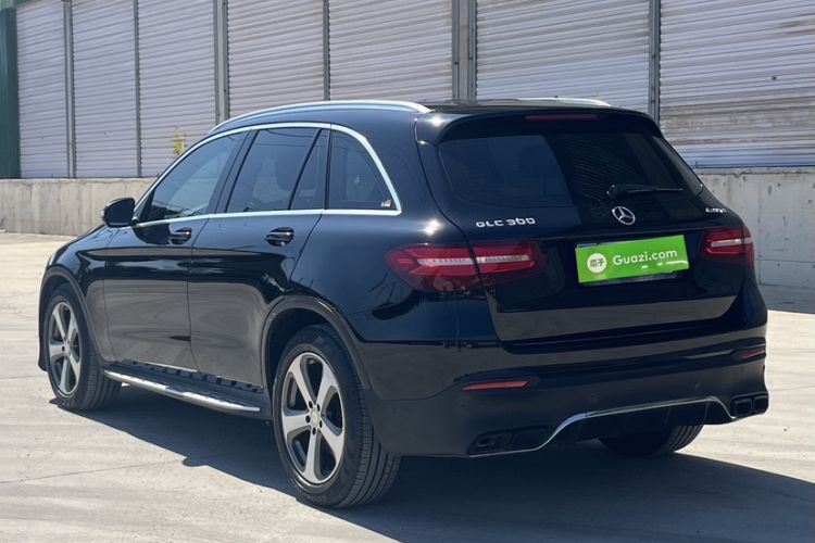 Used Mercedes-Benz GLC 2016 GLC 300 4MATIC Dynamic Model Exterior 4