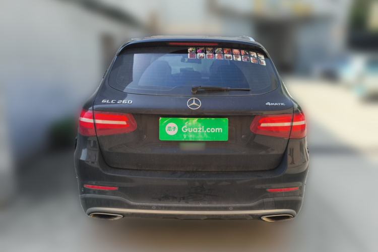 Used Mercedes-Benz GLC 2016 GLC 260 4MATIC Luxury Model Exterior 4