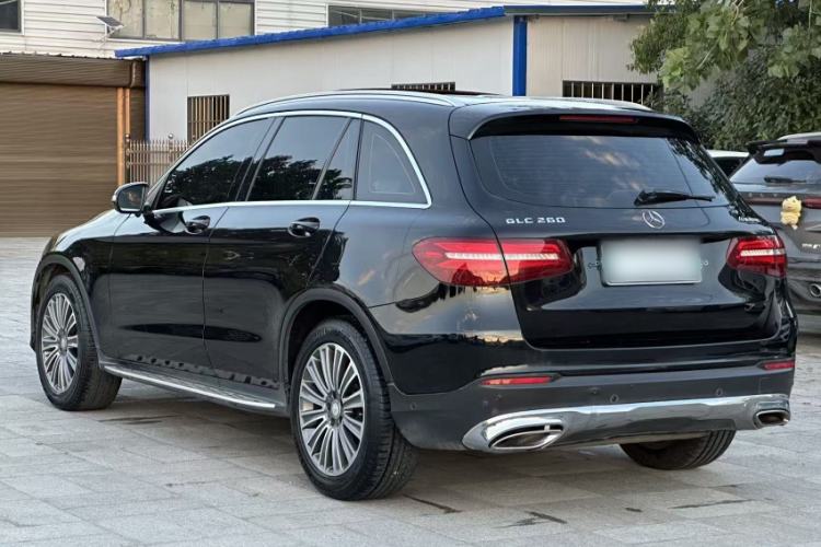 Used Mercedes-Benz GLC 2016 GLC 260 4MATIC Dynamic Edition Exterior 4