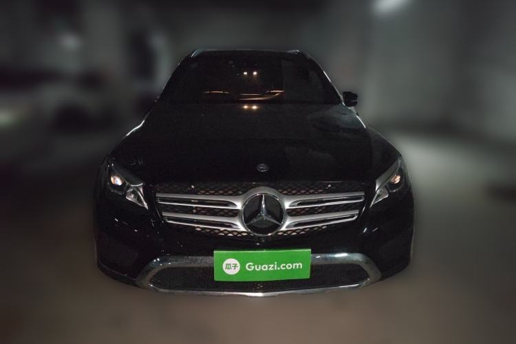 Used Mercedes-Benz GLC 2016 GLC 260 4MATIC Luxury Model Front