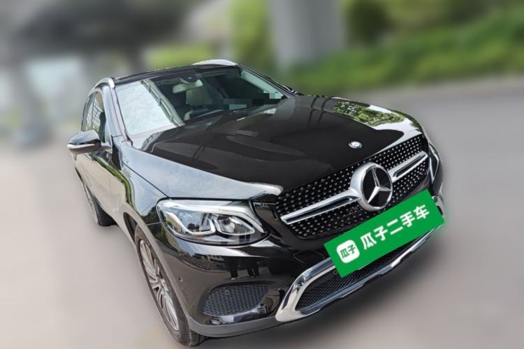 Used Mercedes-Benz GLC 2016 GLC 260 4MATIC Dynamic Edition Front Right 45 Deg