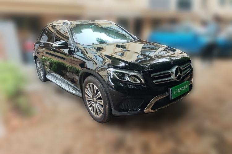 Used Mercedes-Benz GLC 2016 GLC 200 4MATIC Front Right 45 Deg