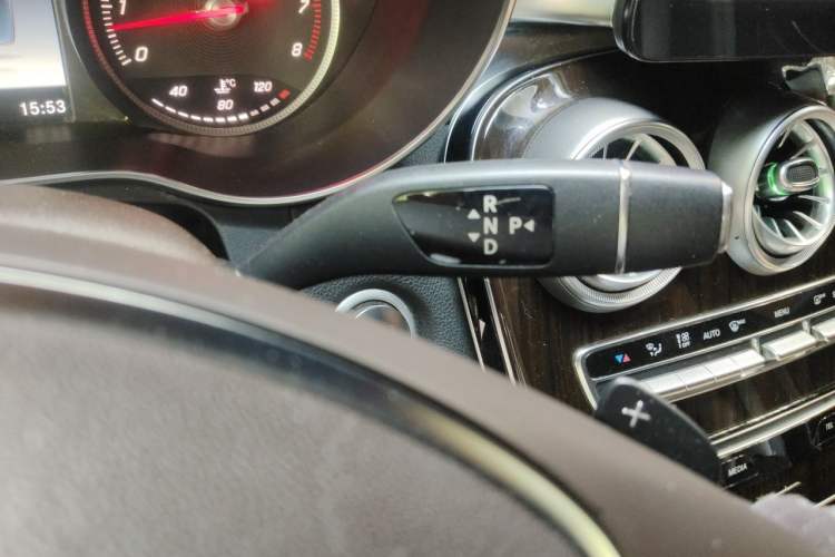 Used Mercedes-Benz GLC 2016 GLC 260 4MATIC Luxury Model Gear Lever