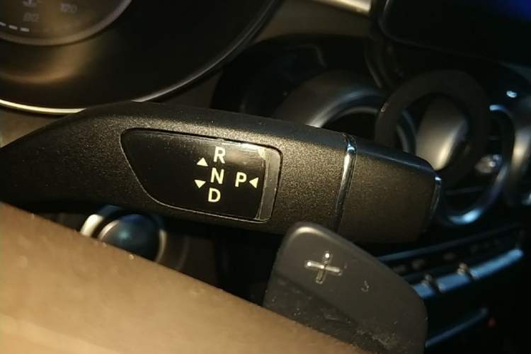Used Mercedes-Benz GLC 2016 GLC 200 4MATIC Gear Lever
