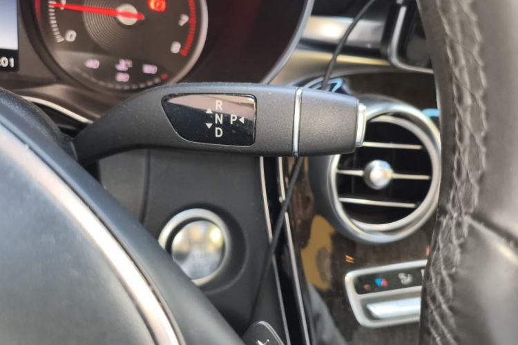 Used Mercedes-Benz GLC 2016 GLC 260 4MATIC Luxury Model Gear Lever