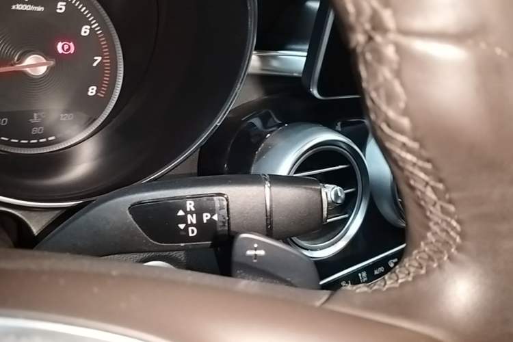 Used Mercedes-Benz GLC 2016 GLC 200 4MATIC Gear Lever