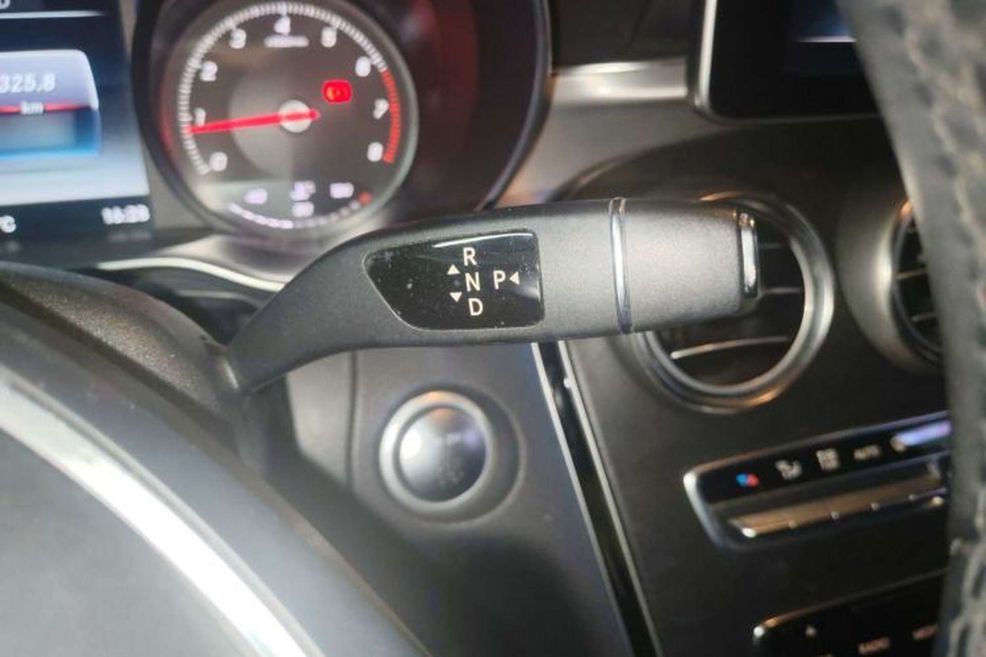 Used Mercedes-Benz GLC 2016 GLC 200 4MATIC Gear Lever