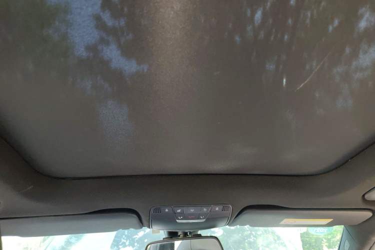 Used Mercedes-Benz GLC 2016 GLC 260 4MATIC Dynamic Edition Headliner