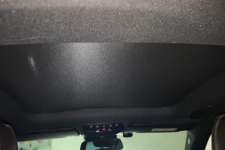 Used Mercedes-Benz GLC 2016 GLC 300 4MATIC Dynamic Model Headliner