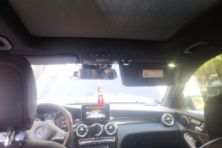 Used Mercedes-Benz GLC 2016 GLC 260 4MATIC Luxury Model Headliner