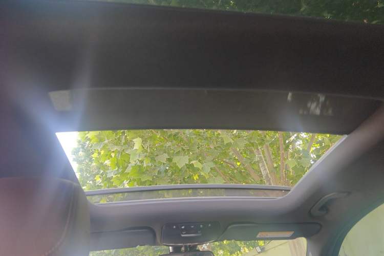 Used Mercedes-Benz GLC 2016 GLC 200 4MATIC Headliner