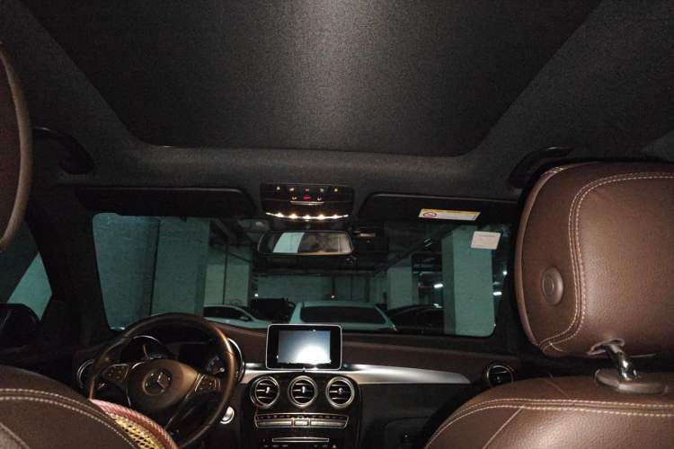 Used Mercedes-Benz GLC 2016 GLC 260 4MATIC Luxury Model Headliner