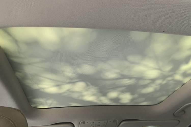 Used Mercedes-Benz GLC 2016 GLC 260 4MATIC Dynamic Edition Headliner