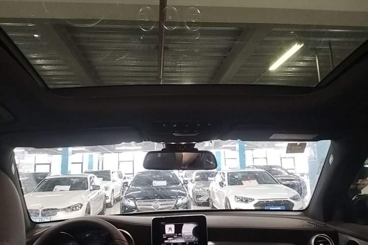Used Mercedes-Benz GLC 2016 GLC 200 4MATIC Headliner