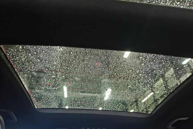Used Mercedes-Benz GLC 2016 GLC 260 4MATIC Dynamic Edition Headliner