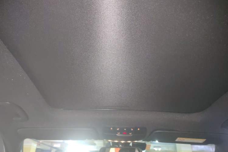 Used Mercedes-Benz GLC 2016 GLC 200 4MATIC Headliner