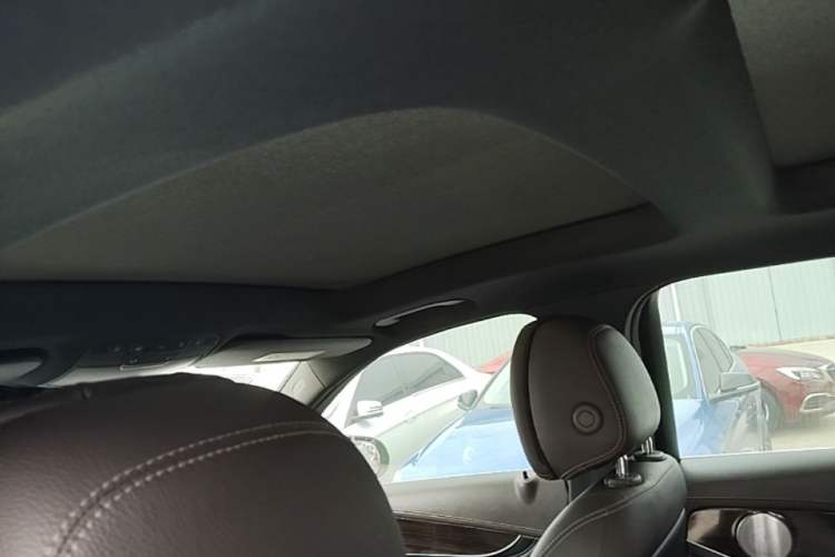 Used Mercedes-Benz GLC 2016 GLC 260 4MATIC Luxury Model Headliner