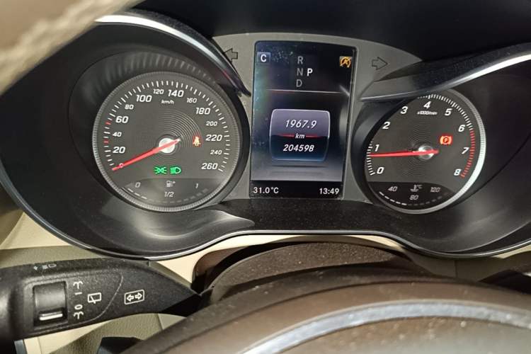 Used Mercedes-Benz GLC 2016 GLC 300 4MATIC Dynamic Model Instrument Cluster