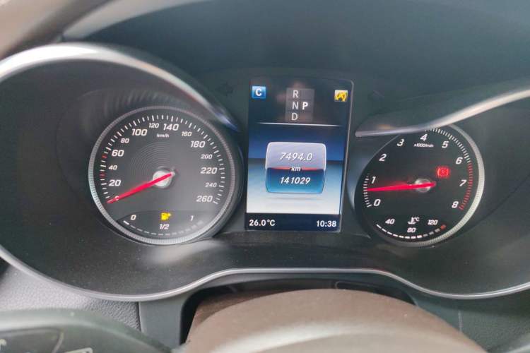 Used Mercedes-Benz GLC 2016 GLC 300 4MATIC Dynamic Model Instrument Cluster