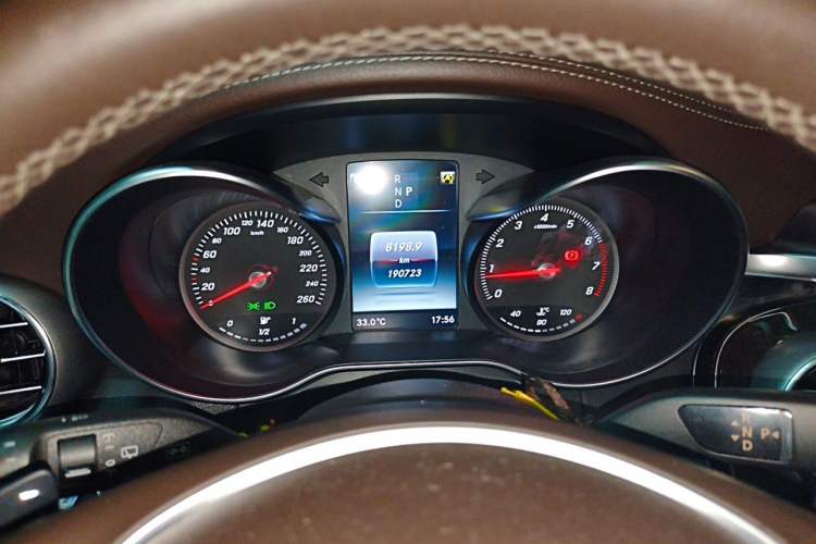 Used Mercedes-Benz GLC 2016 GLC 260 4MATIC Dynamic Edition Instrument Cluster