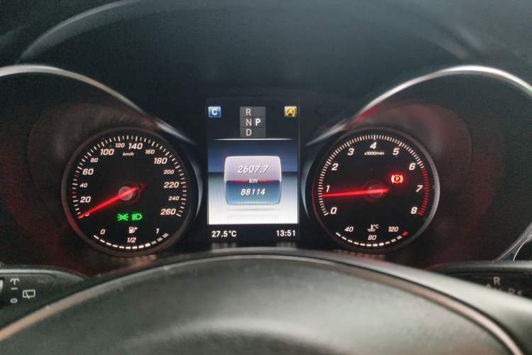 Used Mercedes-Benz GLC 2016 GLC 260 4MATIC Luxury Model Instrument Cluster