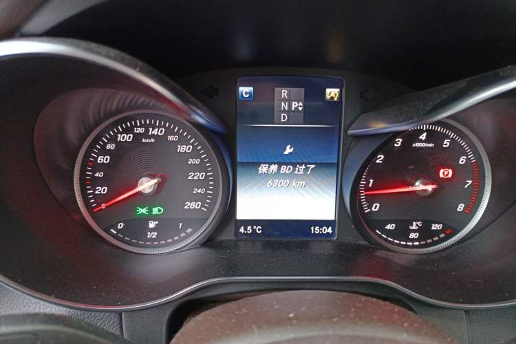 Used Mercedes-Benz GLC 2016 GLC 300 4MATIC Dynamic Model Instrument Cluster