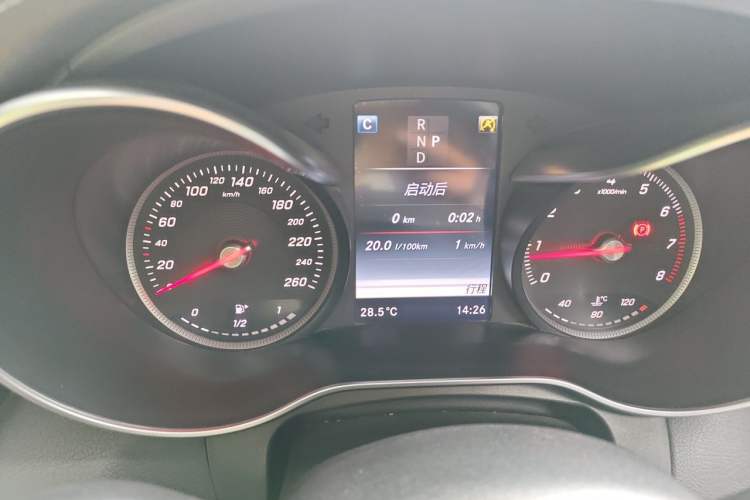 Used Mercedes-Benz GLC 2016 GLC 260 4MATIC Luxury Model Instrument Cluster