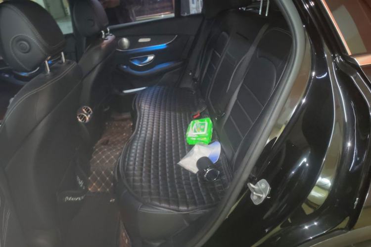 Used Mercedes-Benz GLC 2016 GLC 200 4MATIC Interior 4
