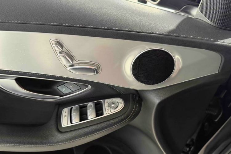 Used Mercedes-Benz GLC 2016 GLC 200 4MATIC Interior 9