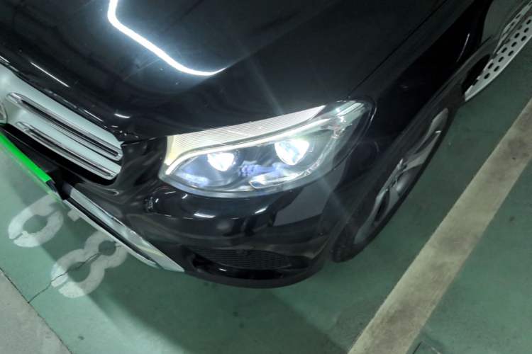 Used Mercedes-Benz GLC 2016 GLC 300 4MATIC Luxury Model Left Front Headlight