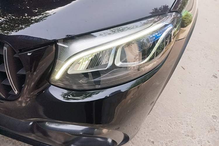 Used Mercedes-Benz GLC 2016 GLC 260 4MATIC Dynamic Edition Left Front Headlight