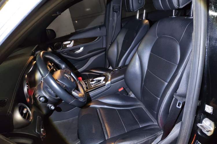 Used Mercedes-Benz GLC 2016 GLC 260 4MATIC Dynamic Edition Left Front Seat