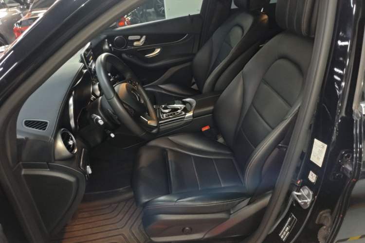Used Mercedes-Benz GLC 2016 GLC 260 4MATIC Dynamic Edition Left Front Seat