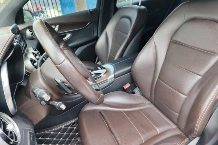 Used Mercedes-Benz GLC 2016 GLC 300 4MATIC Dynamic Model Left Front Seat