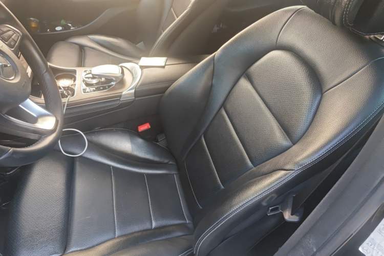 Used Mercedes-Benz GLC 2016 GLC 300 4MATIC Dynamic Model Left Front Seat