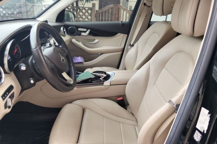 Used Mercedes-Benz GLC 2016 GLC 260 4MATIC Luxury Model Left Front Seat