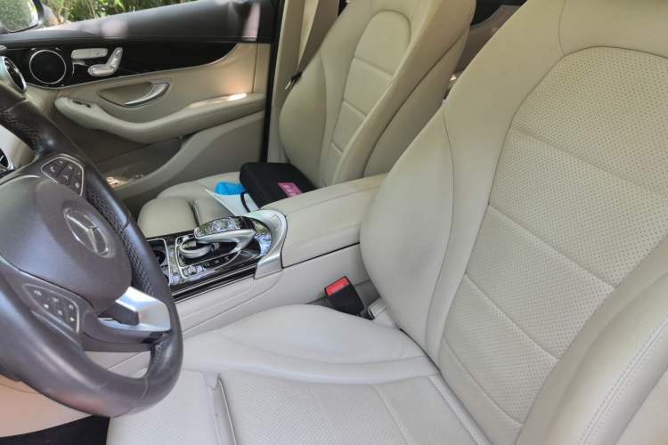 Used Mercedes-Benz GLC 2016 GLC 260 4MATIC Dynamic Edition Left Front Seat