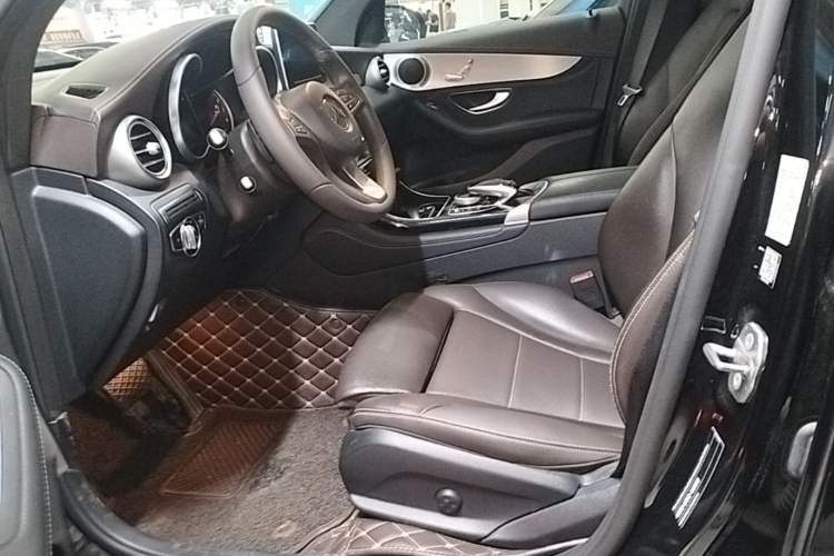 Used Mercedes-Benz GLC 2016 GLC 200 4MATIC Left Front Seat