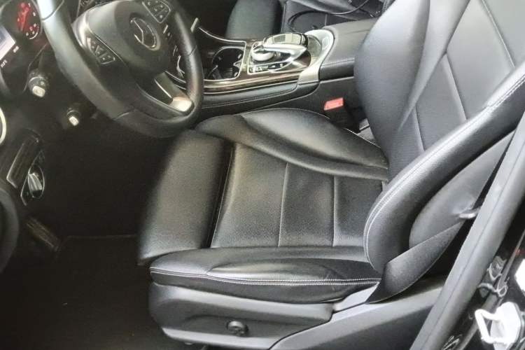 Used Mercedes-Benz GLC 2016 GLC 260 4MATIC Dynamic Edition Left Front Seat