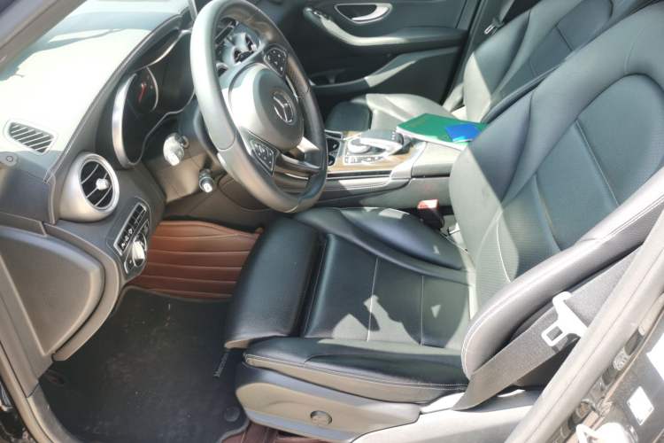 Used Mercedes-Benz GLC 2016 GLC 260 4MATIC Luxury Model Left Front Seat
