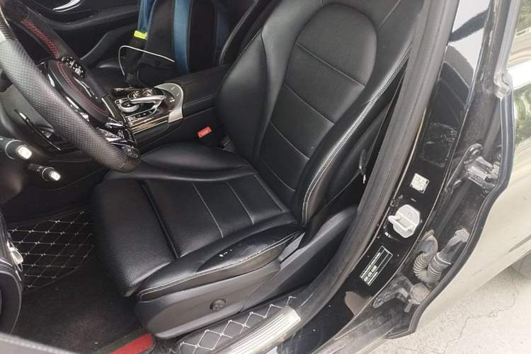 Used Mercedes-Benz GLC 2016 GLC 260 4MATIC Dynamic Edition Left Front Seat