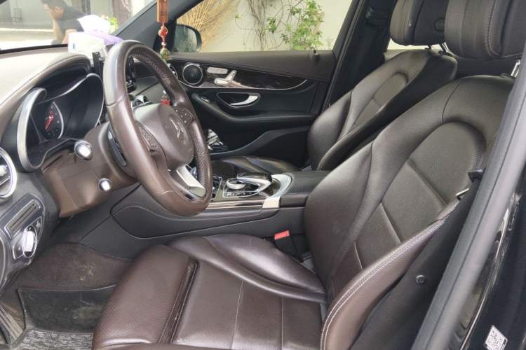 Used Mercedes-Benz GLC 2016 GLC 260 4MATIC Dynamic Edition Left Front Seat