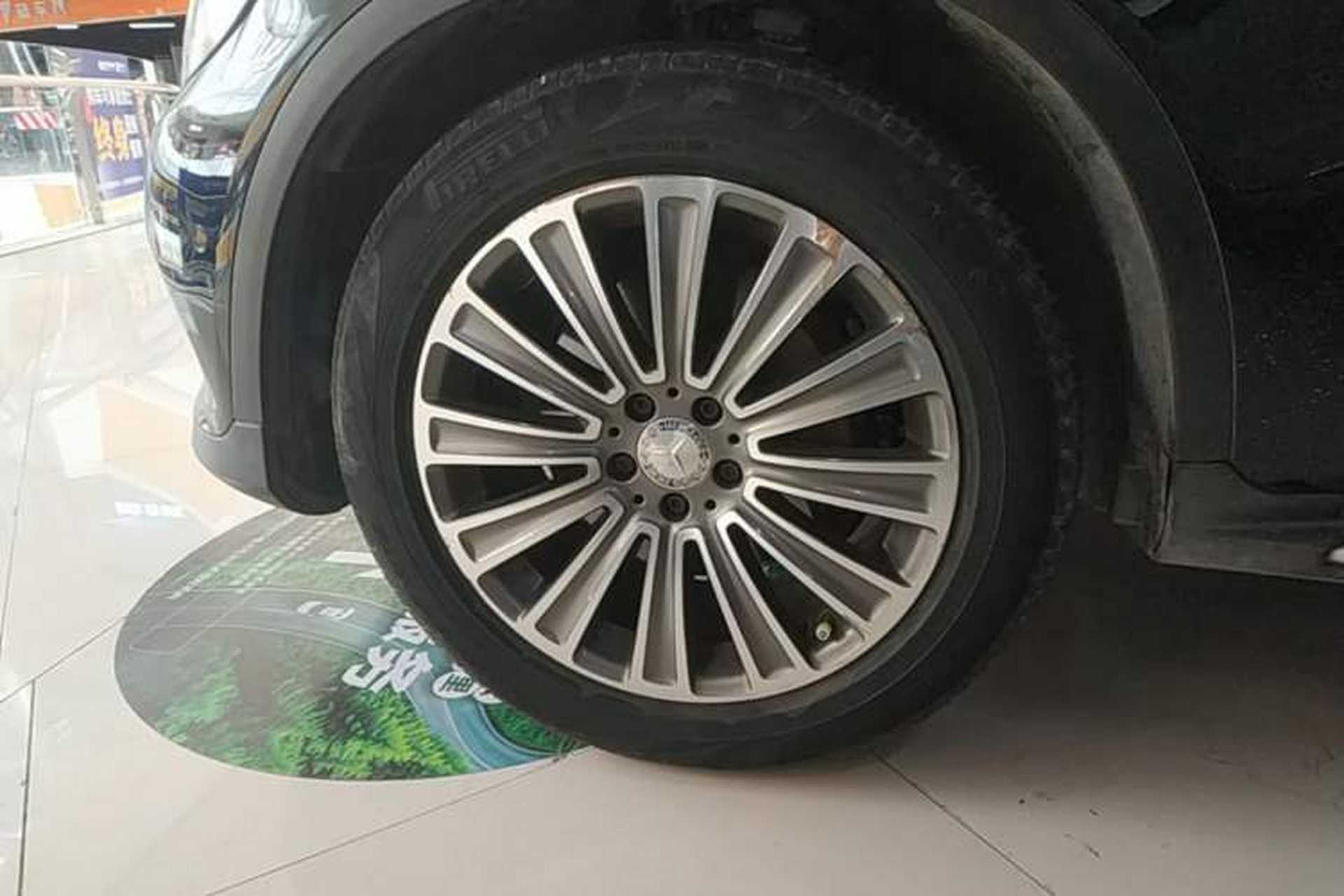 Used Mercedes-Benz GLC 2016 GLC 200 4MATIC Left Front Wheel Hub