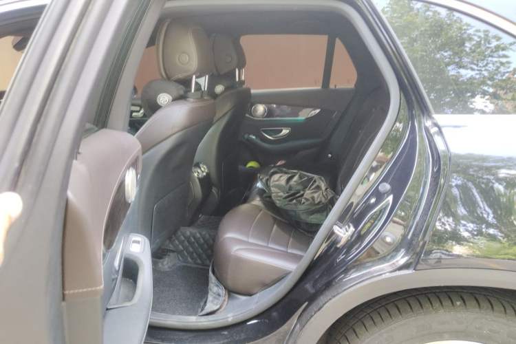 Used Mercedes-Benz GLC 2016 GLC 260 4MATIC Luxury Model Left Rear Seat