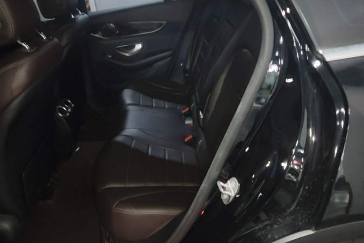 Used Mercedes-Benz GLC 2016 GLC 260 4MATIC Luxury Model Left Rear Seat